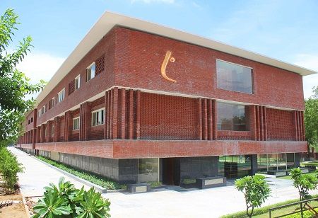 The Lalit Suri Hospitality School & Chef Ritu Dalmia Collaborate to Launch the European Culinary Excellence Program